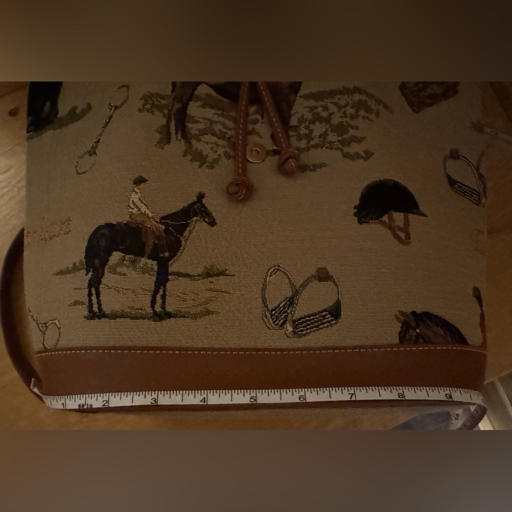 Vintag Signare Equestrian Tapestry Backpack Bag - Picture 15 of 16